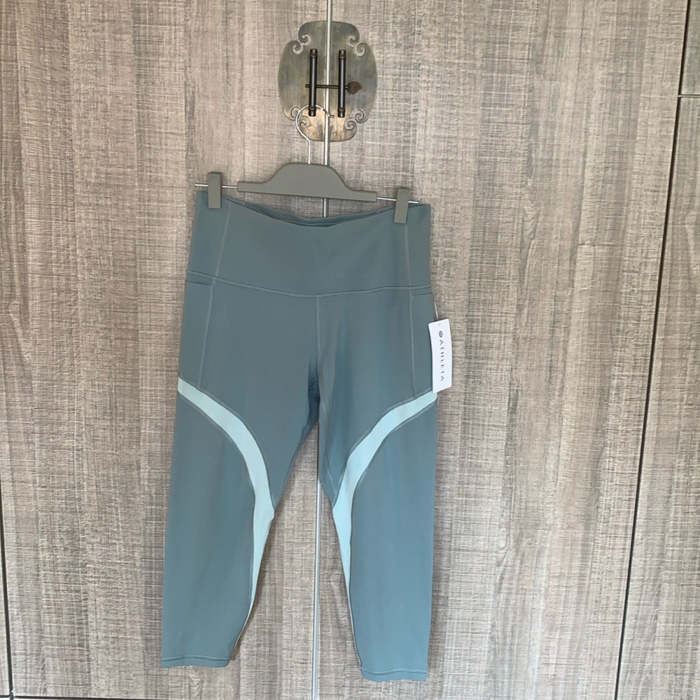 Athleta Stash Pocket Colorblock 7/8